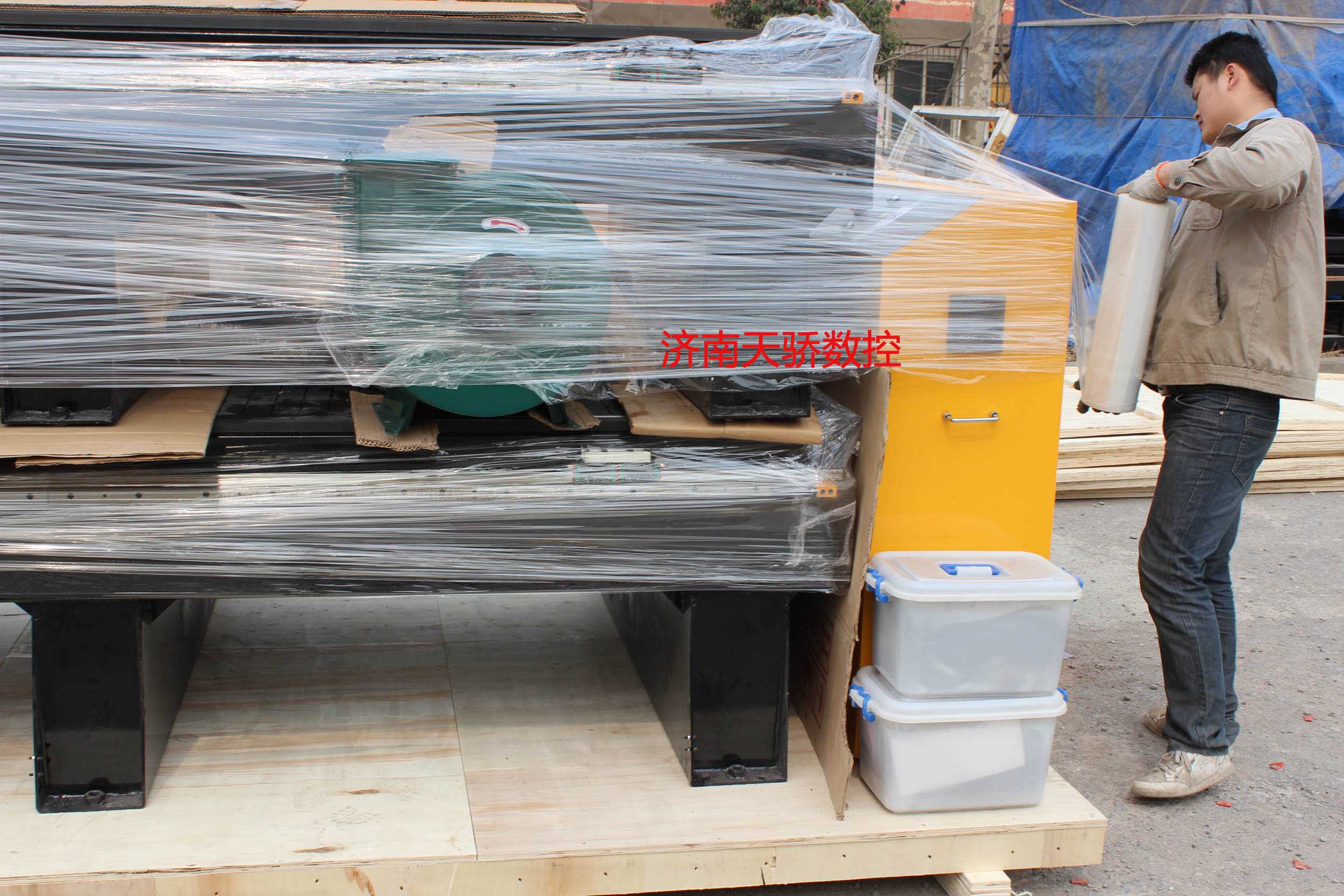 濟南天驕數控發貨