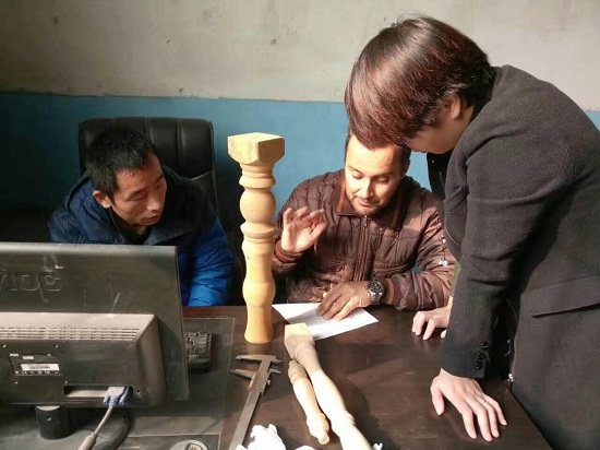 阿爾及利亞數控木工車床客戶