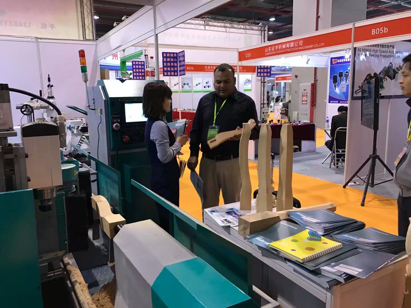 國外數控木工車床客戶